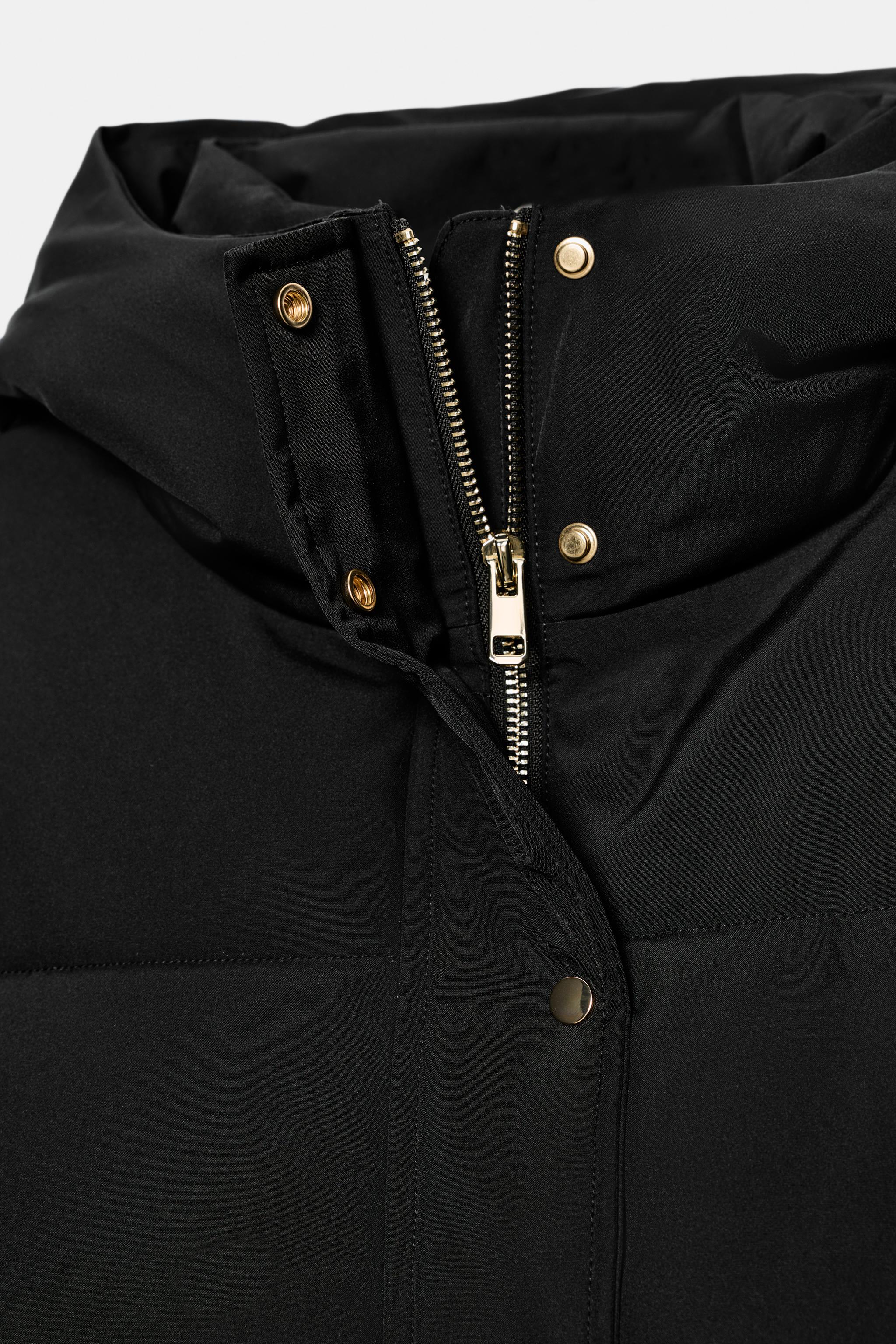 ANORAK COURT À CAPUCHE DÉPERLANT ET COUPE-VENT